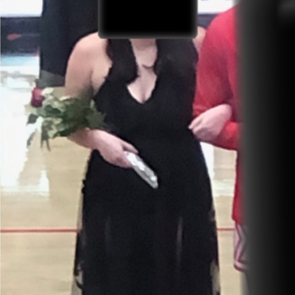 Black Formal/Prom Dress by Windsor. Sz. L Worn once. BUST PROFFESIONALY ALTERED - Picture 1 of 12